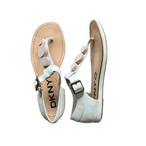 Dkny Connie White Flat Sandals